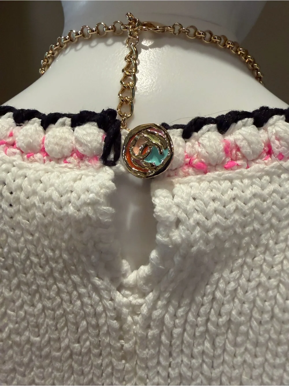CHANEL White Knit